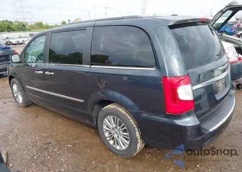 2013 Chrysler Town & Country Touring-L z USA, uszkodzony, nr VIN 2C4RC1CG8DR684708